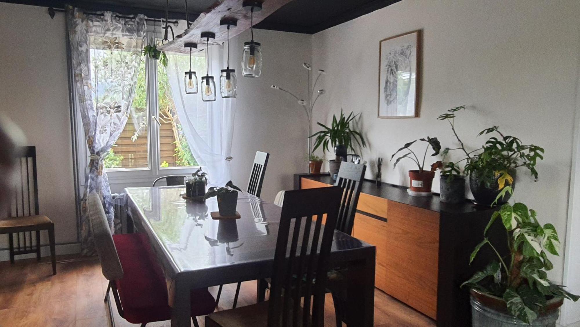 La Maison Ocre - Turquoise Homestay Reze